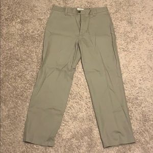 Dockers khaki pants 30x32 classic fit